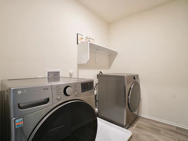 11112 Mestengo Dr — Photo 27