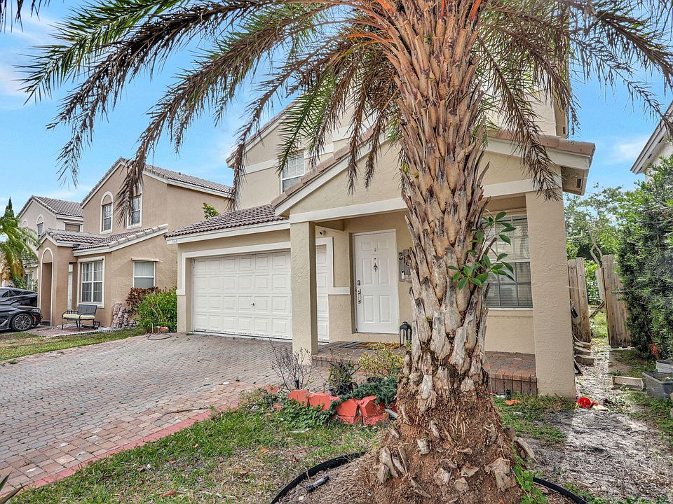 1st image of 3166 Vista Del Mar