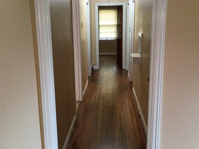 1614 Paullus Ave — Photo 1