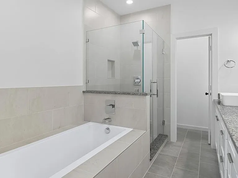 2921 El Fenice Ln — Photo 23