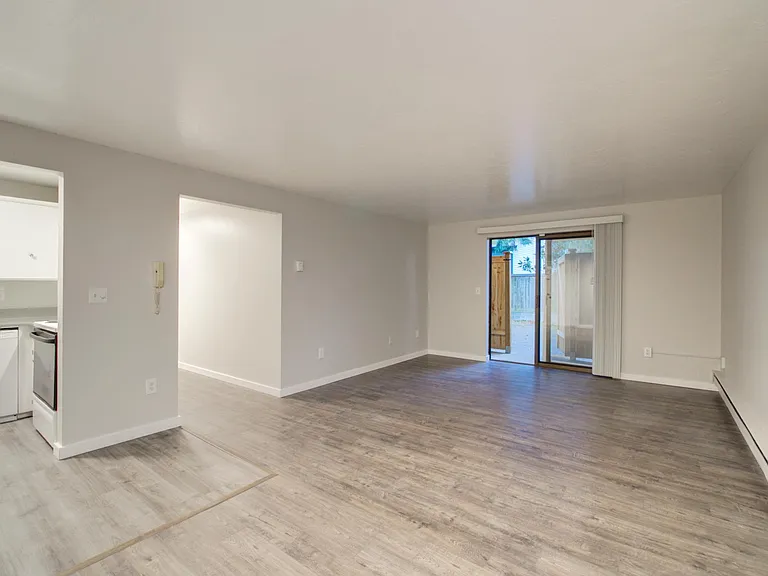 715 N 85th St #1 — Photo 1