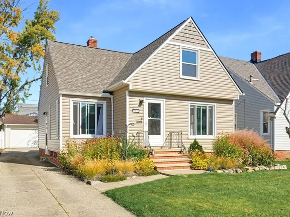 7702 Ridgefield Ave, Cleveland, OH 44129