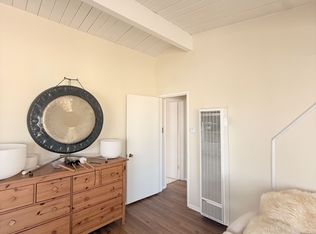327 33rd St APT B, Manhattan Beach, CA 90266