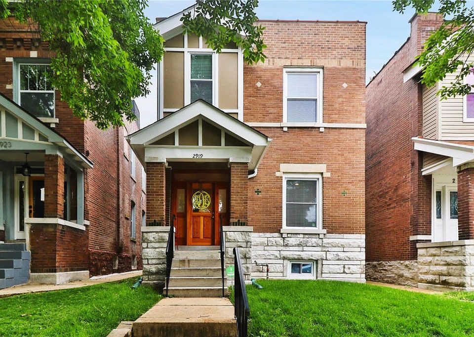 1st image of 2919 Sidney St