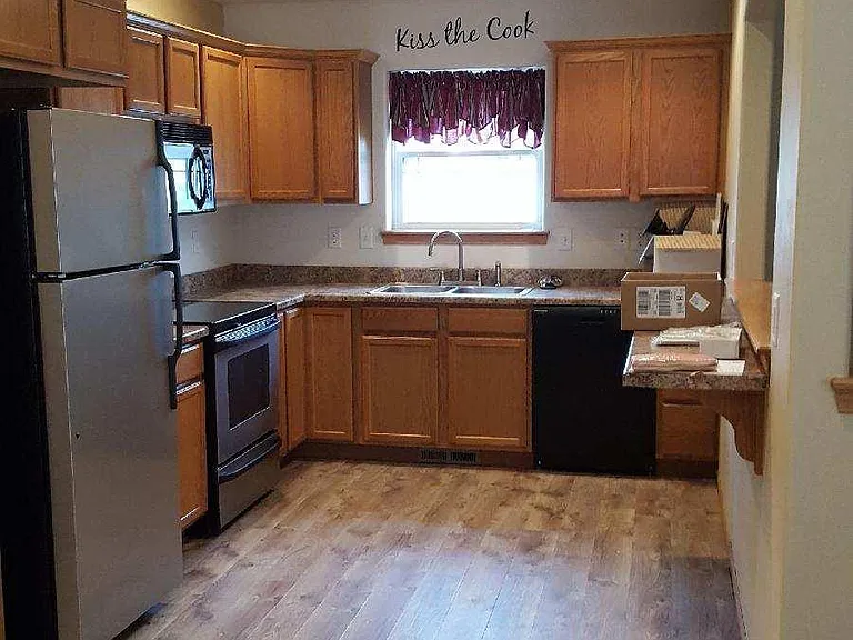 135 Watercress Rd — Photo 4