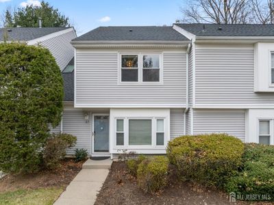 65 La Rue Ln, East Brunswick, NJ, 08816