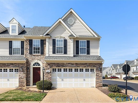 2nd image of 2819 Murano Way