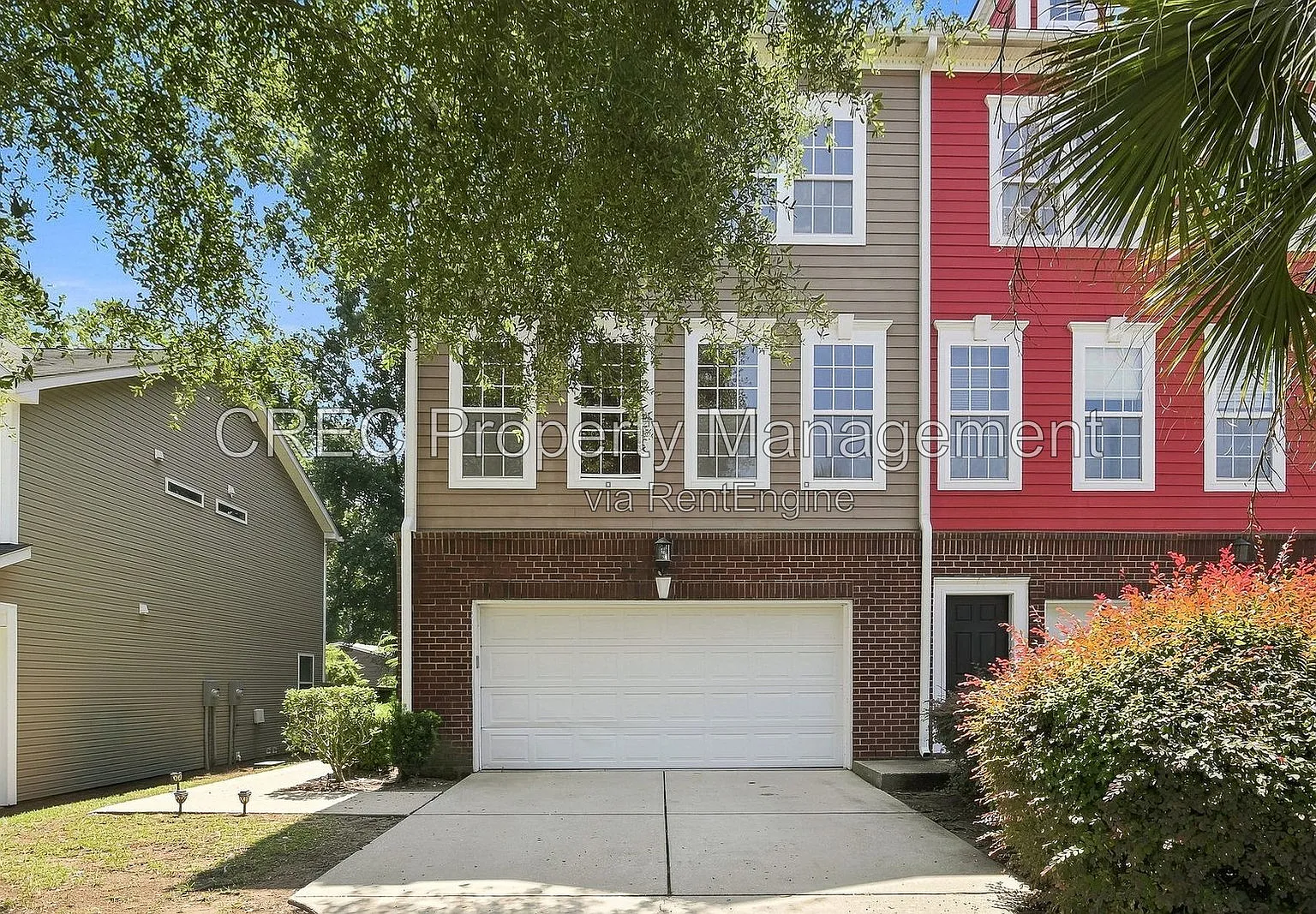 3 bed, 3.5 bath, 2466 sqft, $2,250 — Photo 2