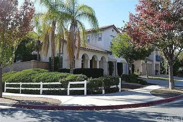 3 bed, 2970 sqft, $4,200 — Photo 1
