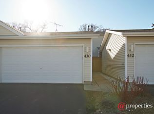 430 Dogwood Ter, Buffalo Grove, IL