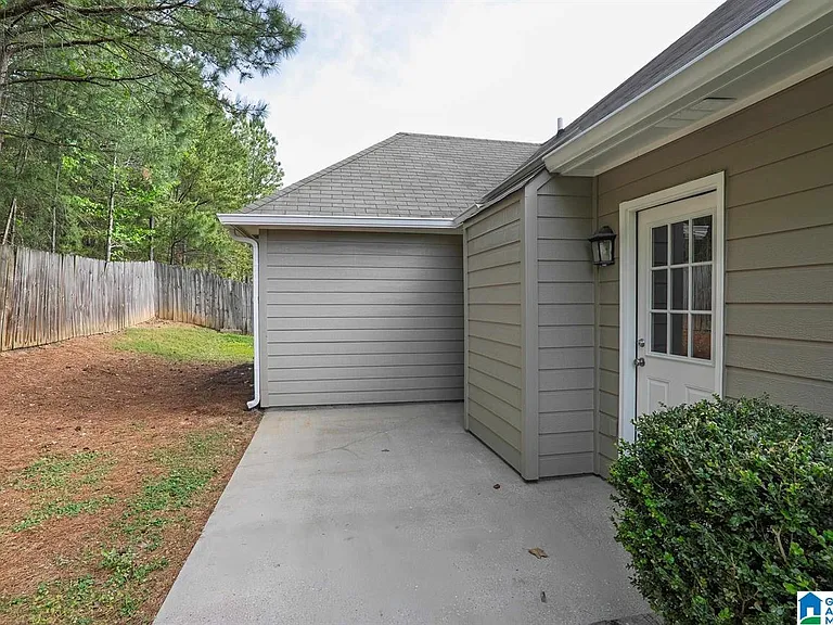 512 Camden Cove Cir — Photo 10