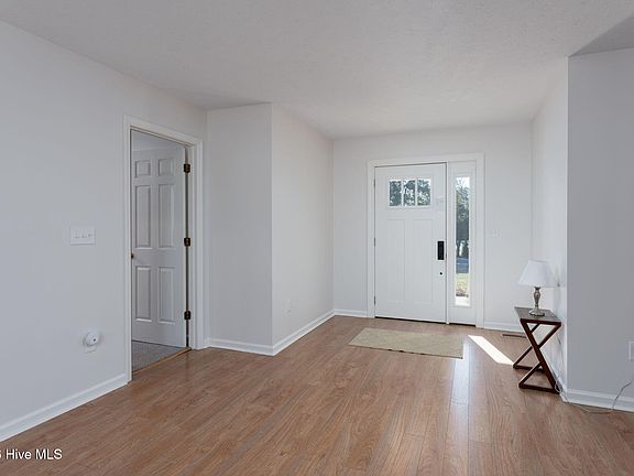 3rd image of 1966 Kings Landing Road