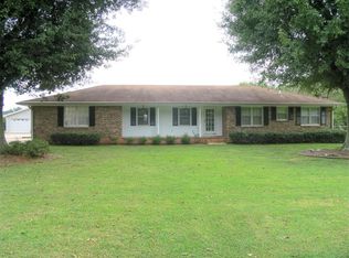 303 Green Acre Ln, Cartersville, GA 30121