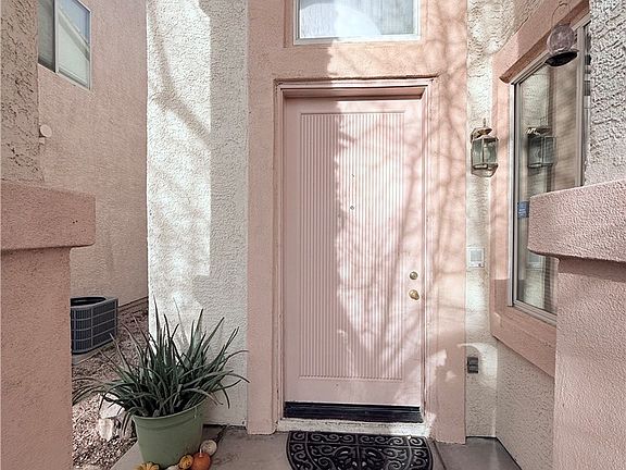 4th image of 7305 Tealwood St