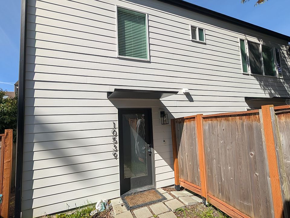 1st image of 10539 Phinney Ave N