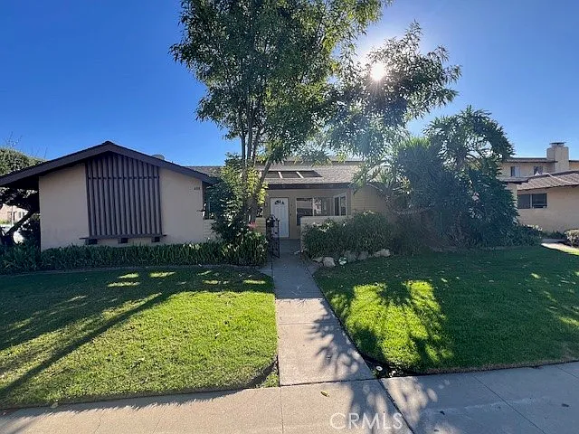 408 W La Veta Ave #A — Photo 1