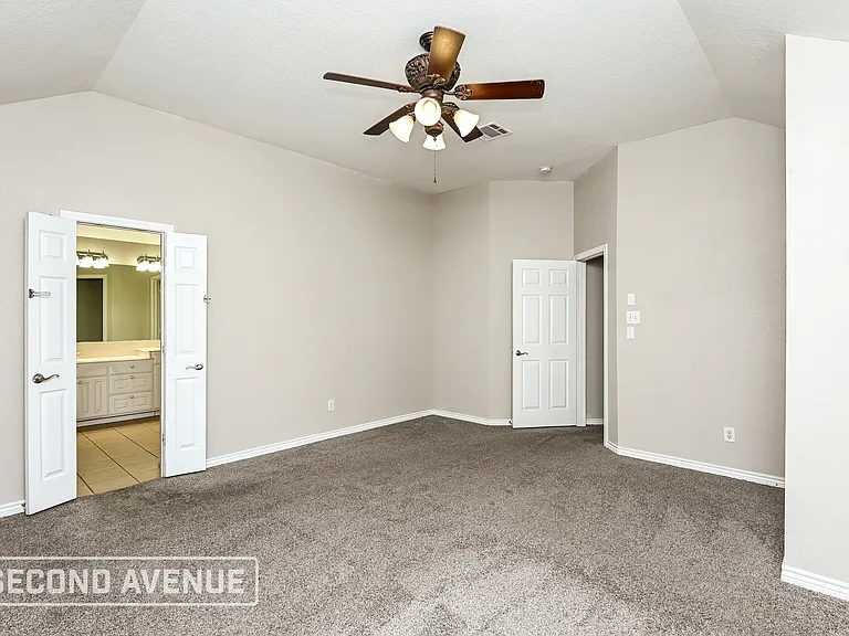 302 Charlie Way — Photo 11