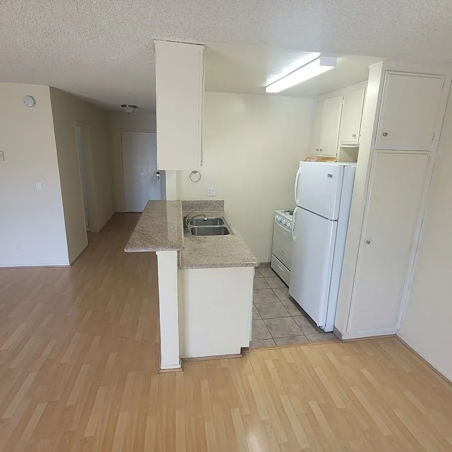2 bed, $4,395 — Photo 2