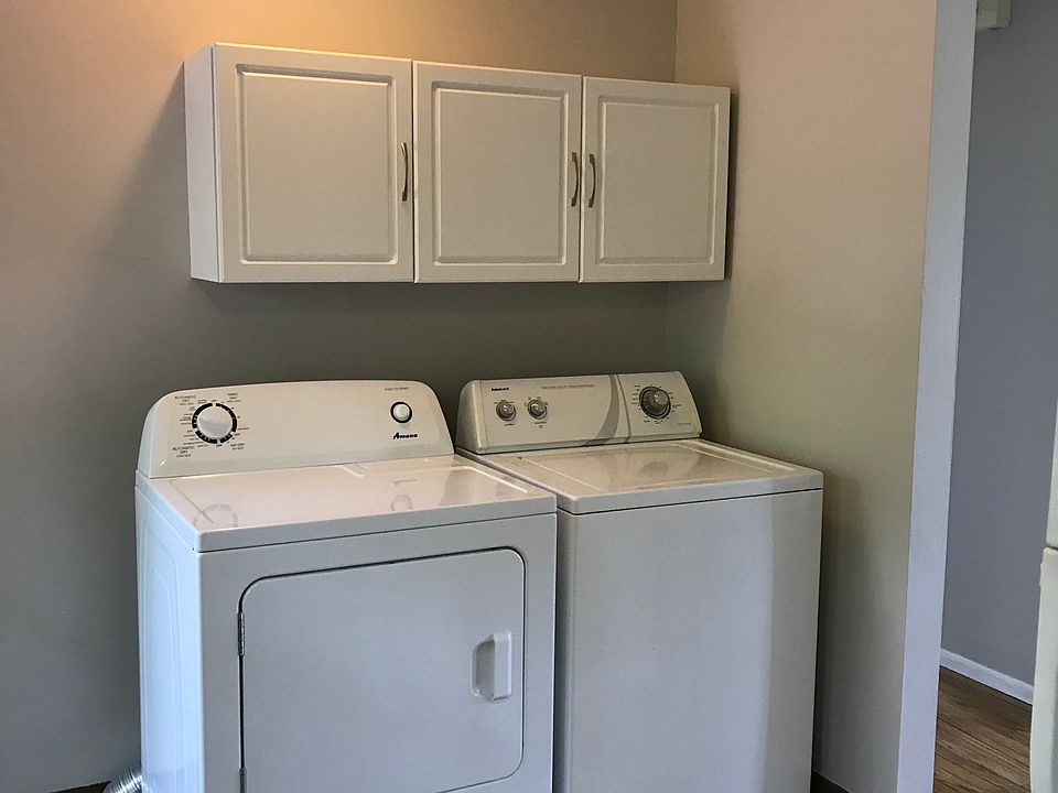 1st image of 438 North St APT 12B
