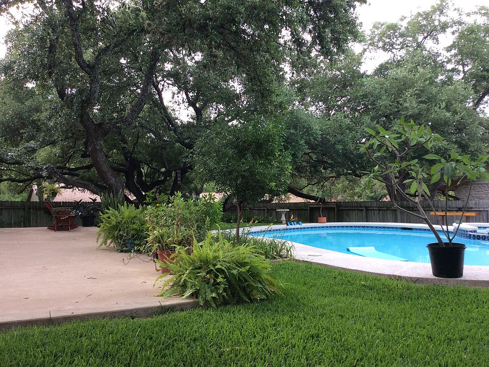1st image of 1000 Weeping Willow Dr