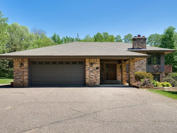 3744 Big Fox Rd, Gem Lake, MN 55110