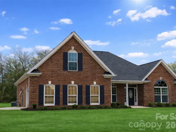 5421 Roberta Meadows Ct, Concord, NC 28027