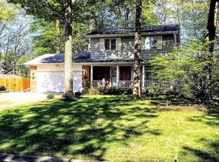 5654 Cross Village Rd, Grand Blanc, MI 48439