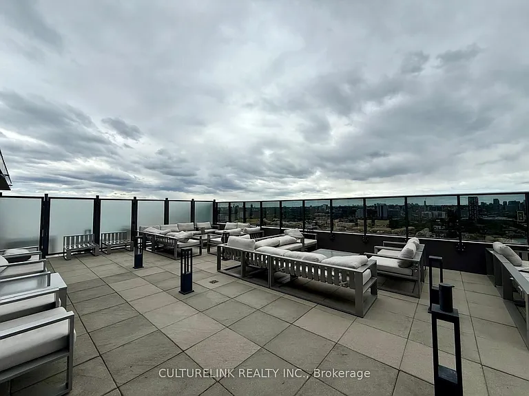 330 Richmond St W #1607 — Photo 17