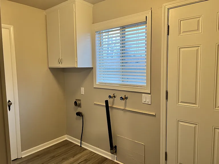 830 Oak Ter #830 — Photo 7