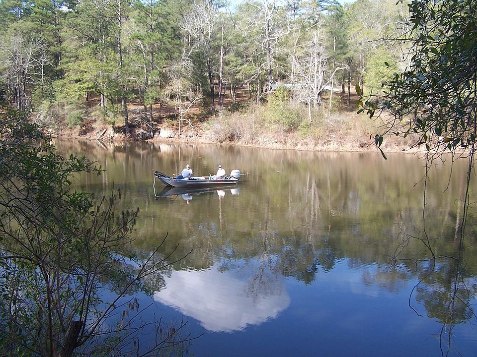 2nd image of 115 Barfoot Ln
