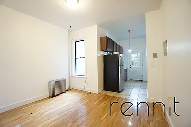 Rented by Rennit Inc.