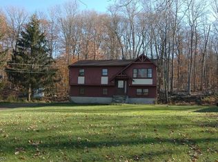 50 Brookwood Dr, Stanhope, NJ 07874