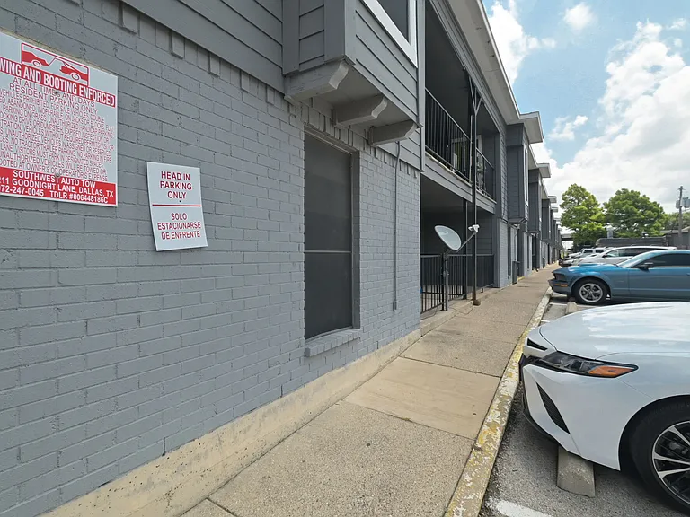 Lila Apartments — Photo 20