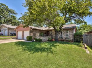 612 N Whispering Oak Rd, Oklahoma City, OK 73127