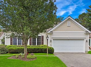 25 Champlain Cir, Plymouth, MA 02360