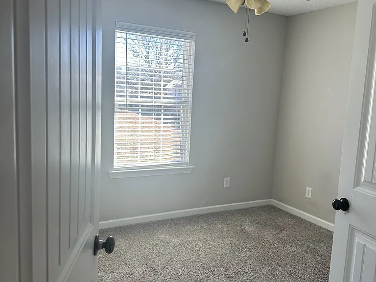 212 N Star Rd — Photo 3