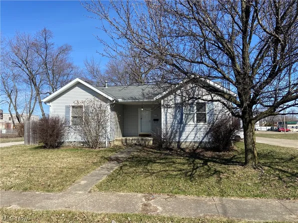 1245 2nd St SE, Canton, OH 44707