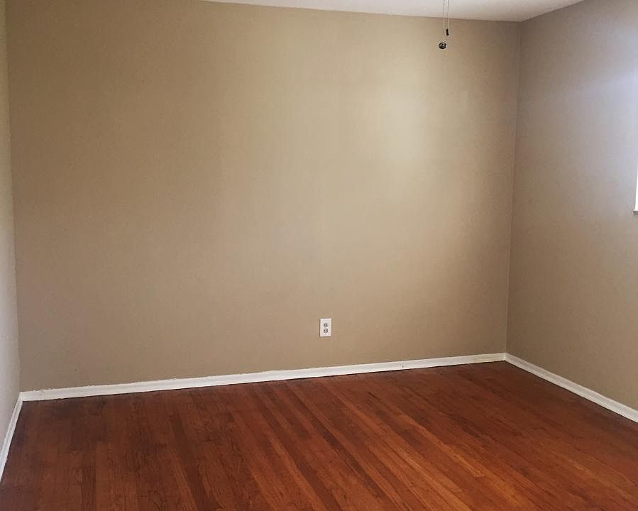 1st image of 7709 W Bruno Ave
