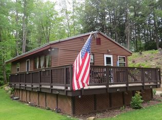 16 Lake Dr, Williamsburg, MA 01096