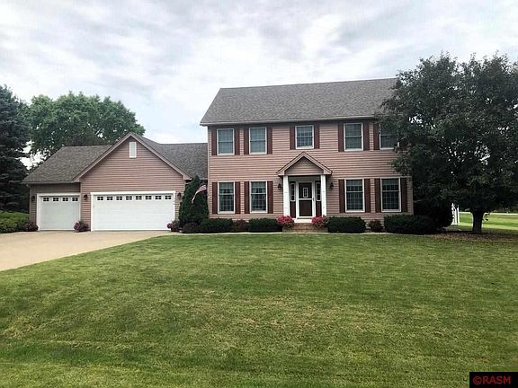 3rd image of 148 Fairway Dr