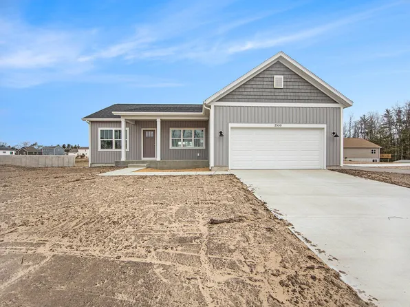 2530 Hawk Dr, Muskegon, MI 49444