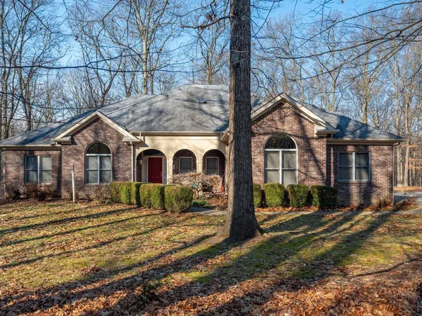 5707 E Nehrt Rd, Bloomington, IN 47408