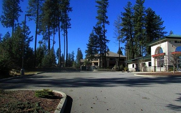 3rd image of 6795 N Mineral Dr