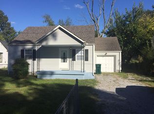 30 N Moore Rd, Chattanooga, TN 37411