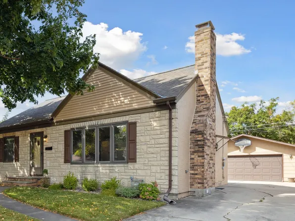 833 Park St, Green Bay, WI 54303