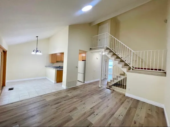 5470 Baltimore Dr, La Mesa, CA 91942