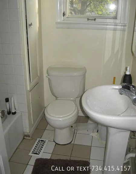 936 Mary St — Photo 21
