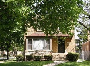 8101 S Troy St, Chicago, IL 60652