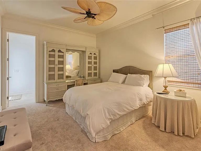 9683 Lipari Ct — Photo 23