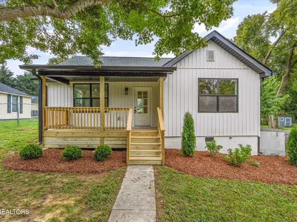 2302 Adair Ave, Knoxville, TN 37917